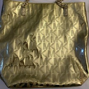 Michael Kors purse